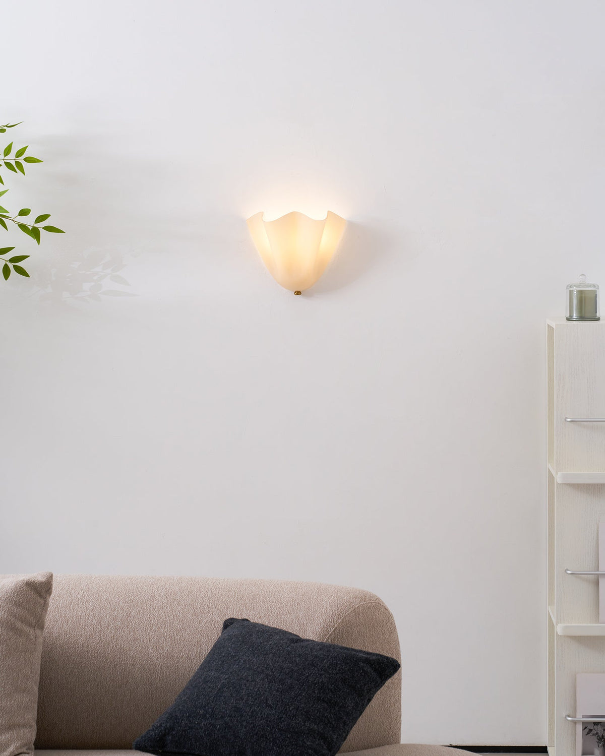 Petalia Sculptural Glass Wall Sconce | Modern Organic Lighting