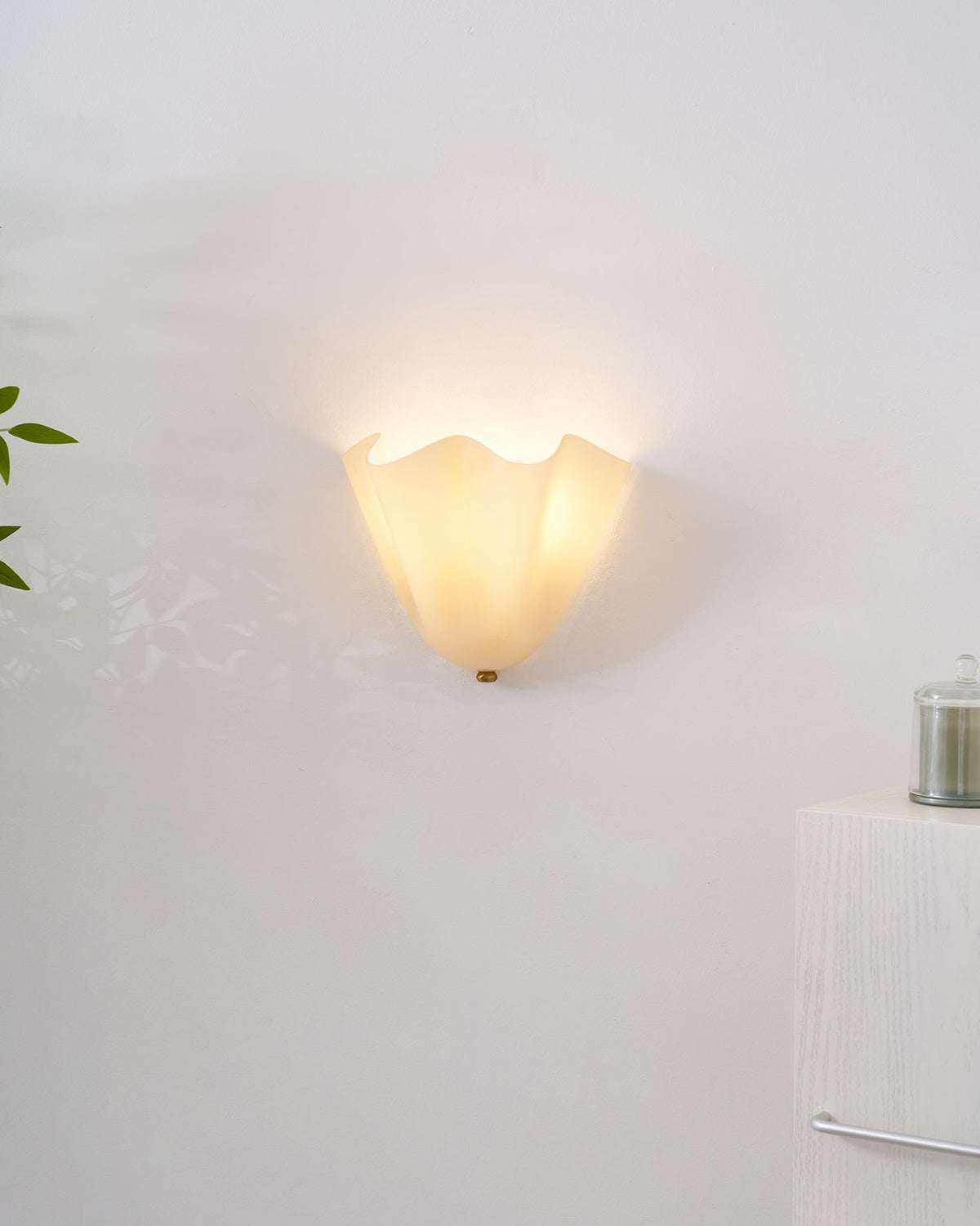 Petalia Sculptural Glass Wall Sconce | Modern Organic Lighting