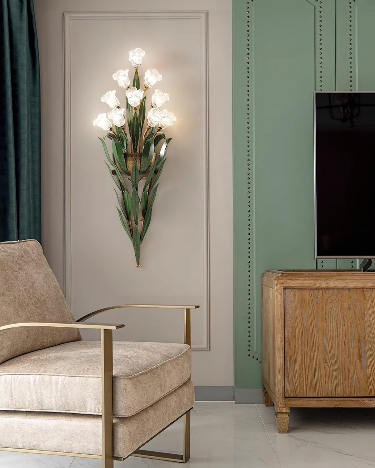 verdant-blossom-wall-lamp