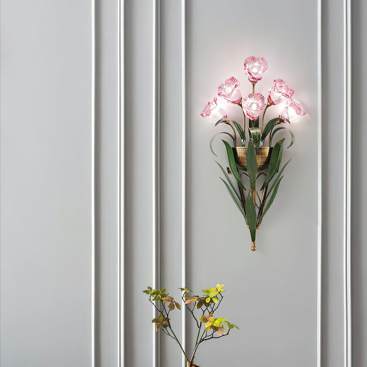 verdant-blossom-wall-lamp