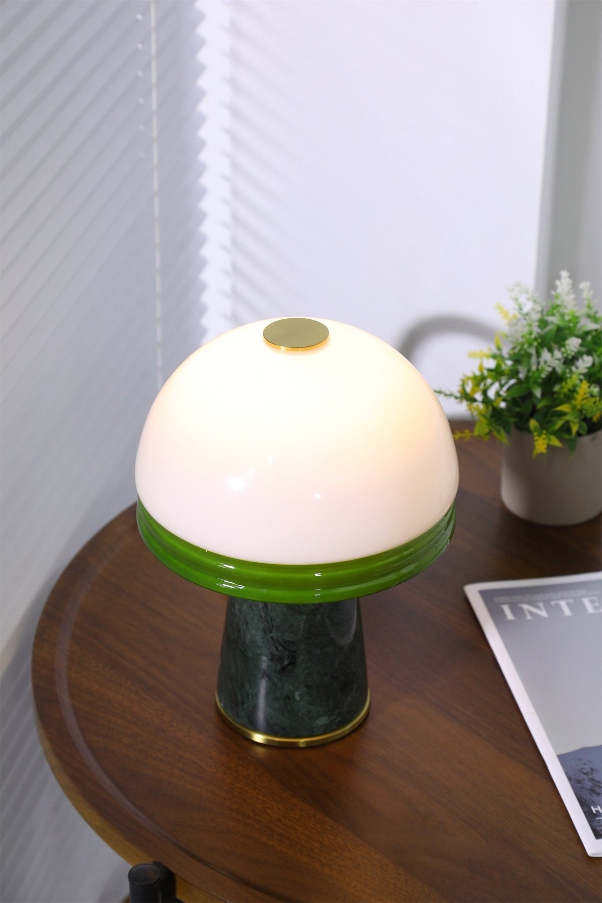 Verdura Dome Small Table Lamp in Marble and Brass with Green Glass Accent