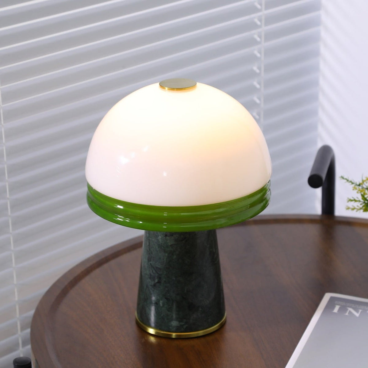 Verdura Dome Small Table Lamp in Marble and Brass with Green Glass Accent