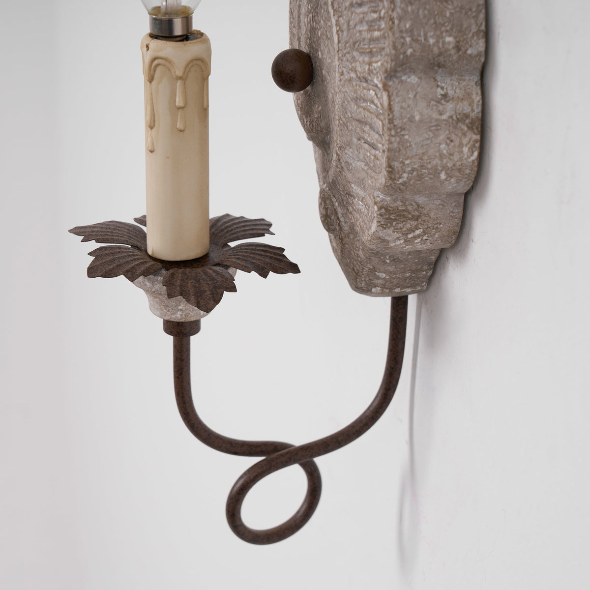 verdure-vintage-sconce