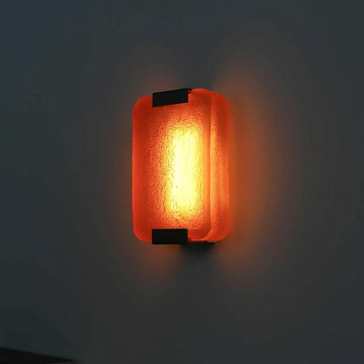 Verella Cast Resin Wall Sconce – Modern Artisan LED Wall Light