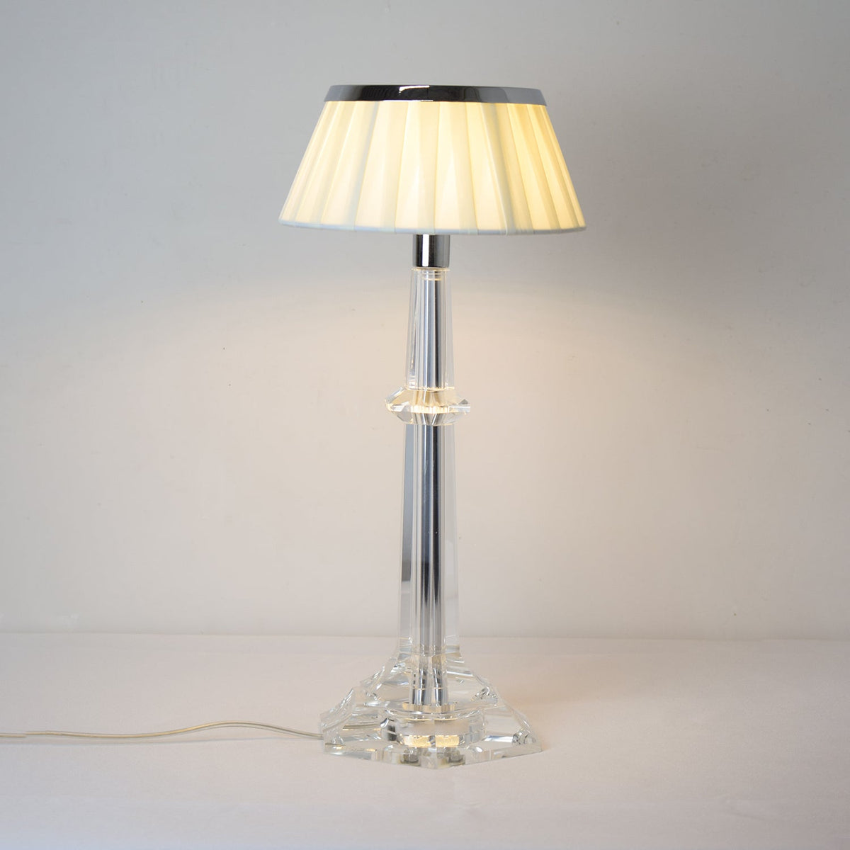 versailles-table-lamp
