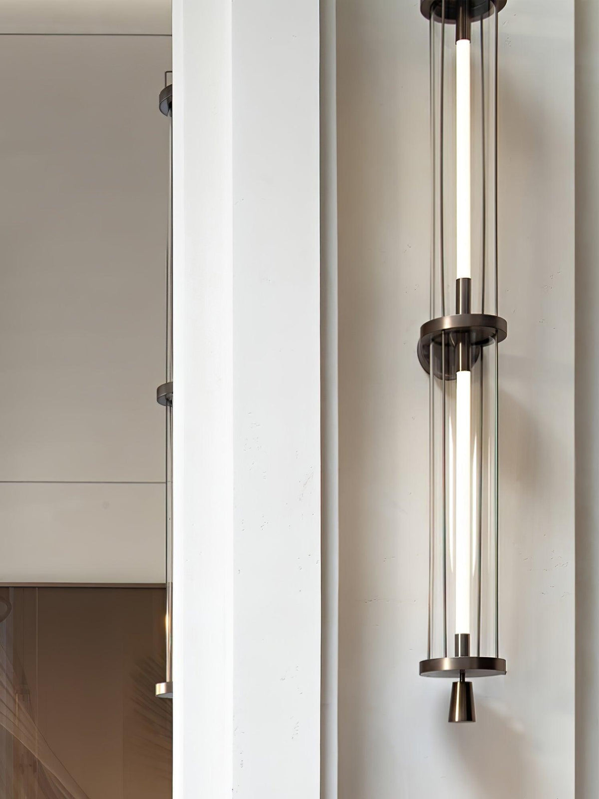 vertical-wall-sconce