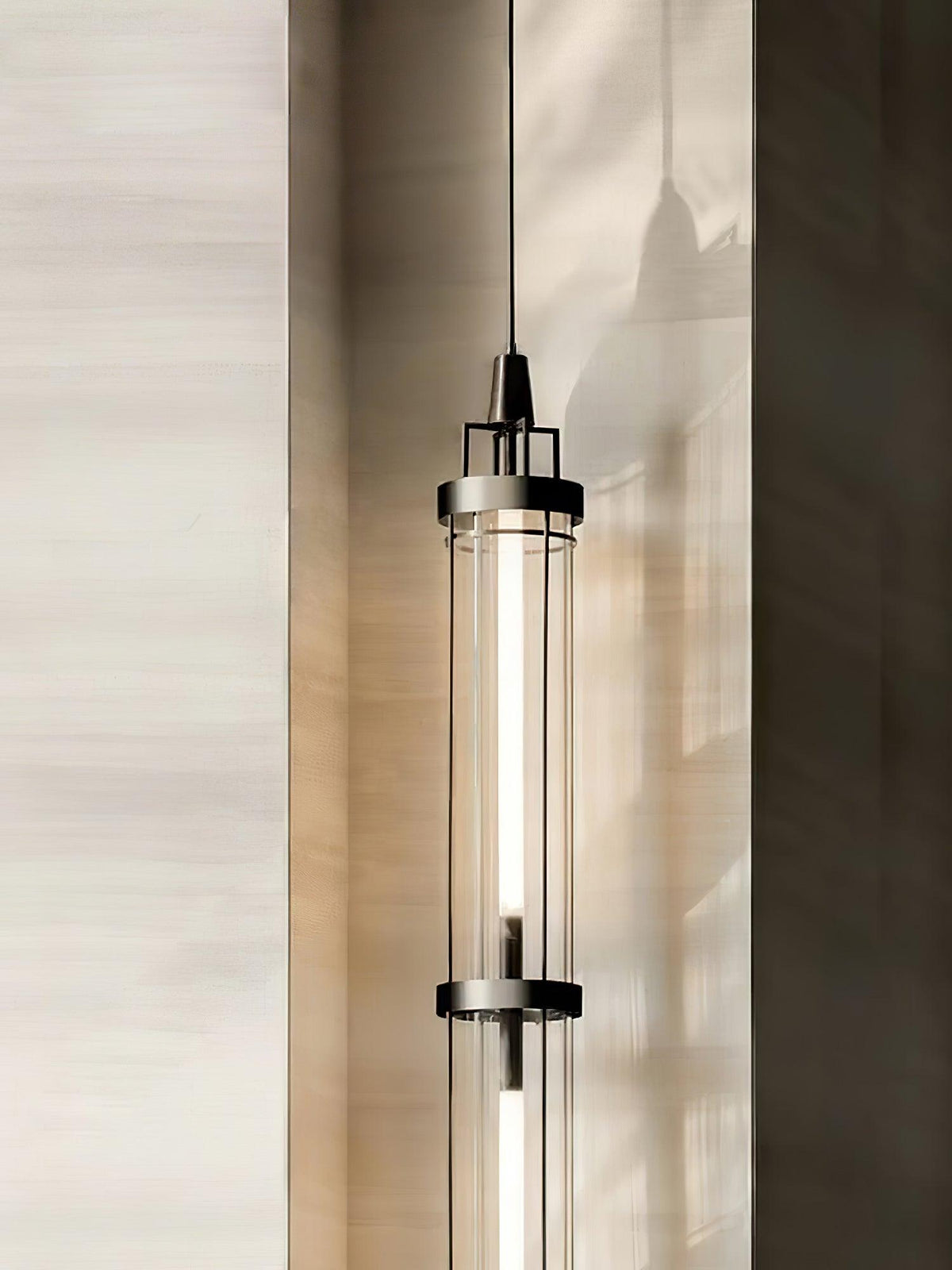 vertical-wall-sconce