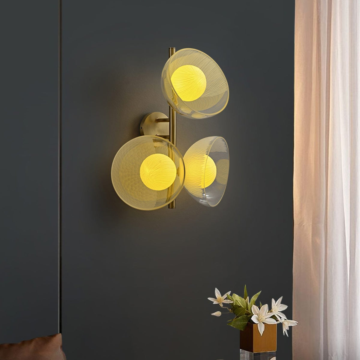 Vezzini Art Wall Lamp