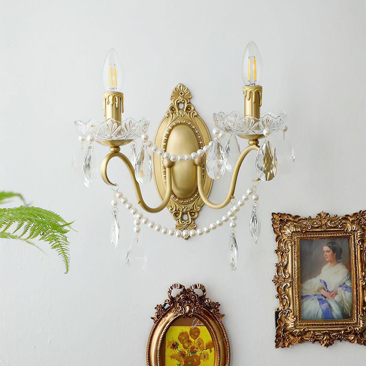 victoria-crystal-wall-sconce
