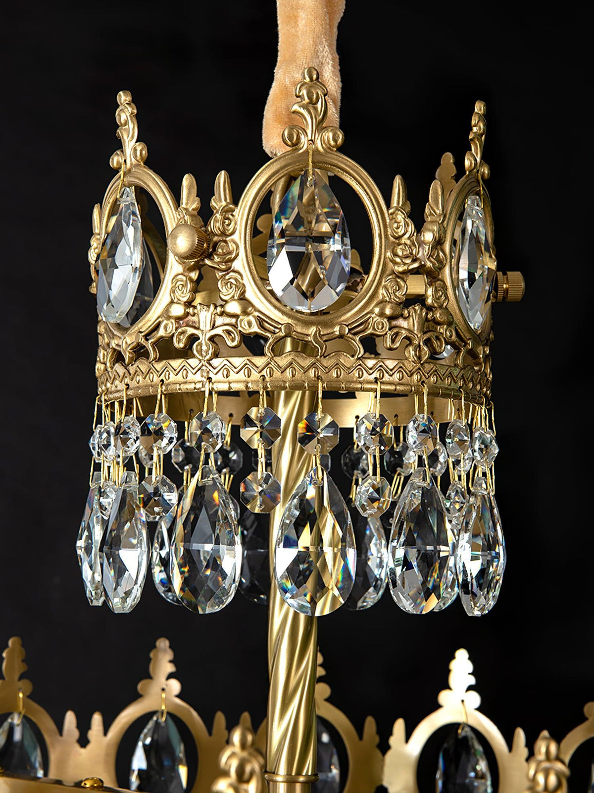 vintage-crystal-chandelier