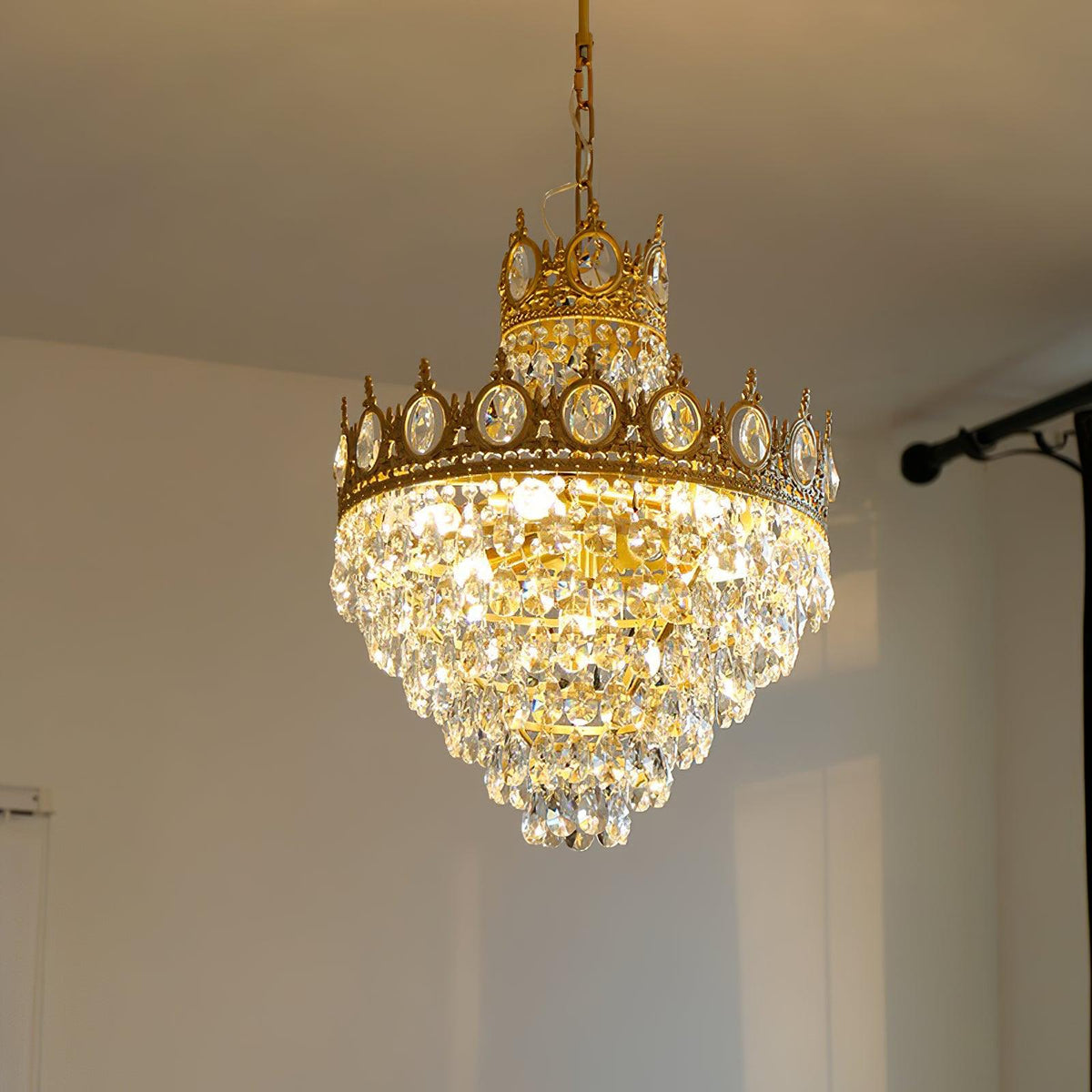vintage-crystal-chandelier