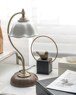 vintage-laiton-table-lamp