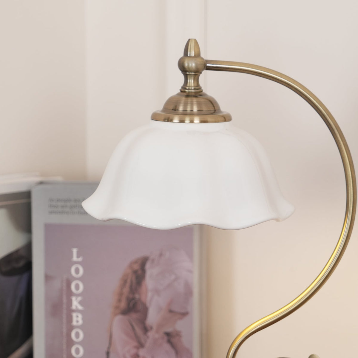 vintage-laiton-table-lamp