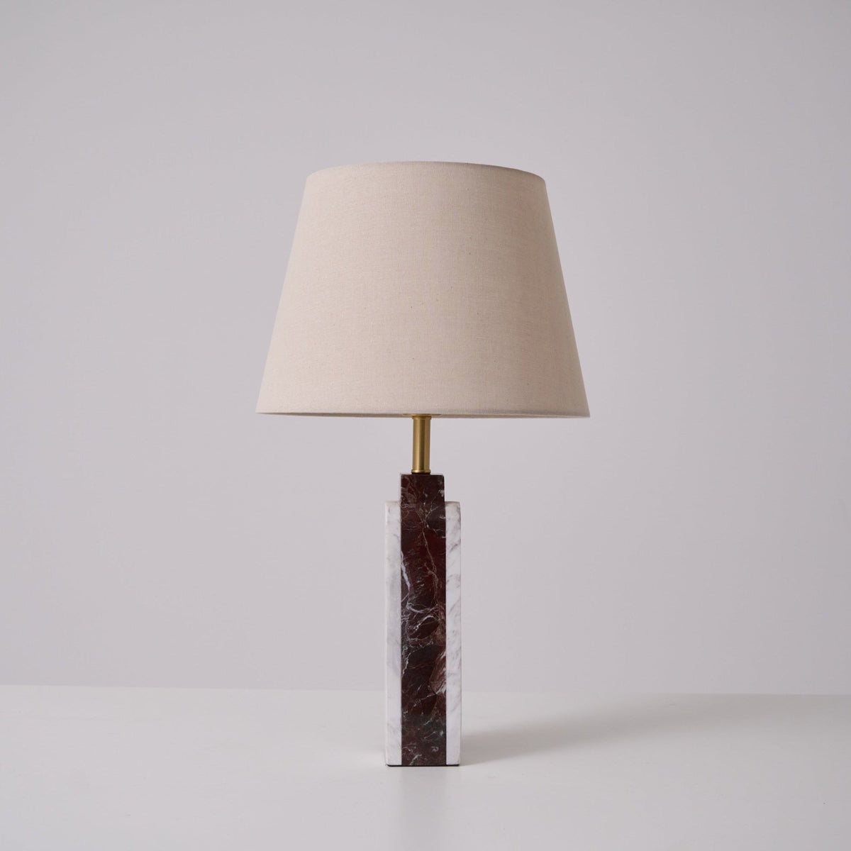 Virello Marble Table Lamp – Sculptural Modern Lighting with Brass Accents