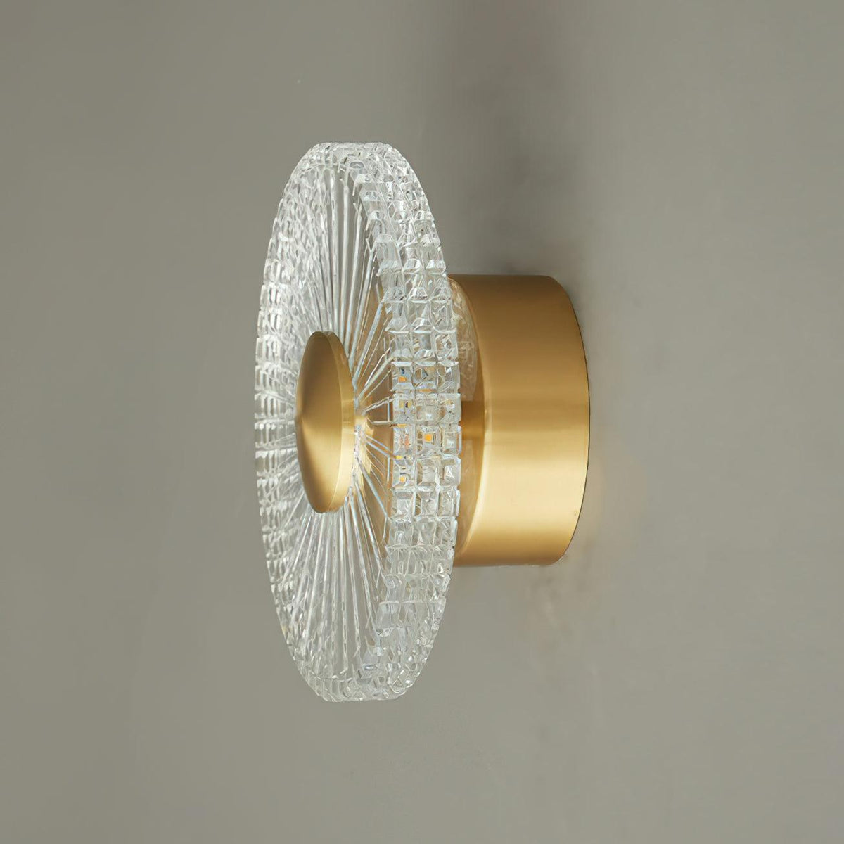 vivian-wall-light