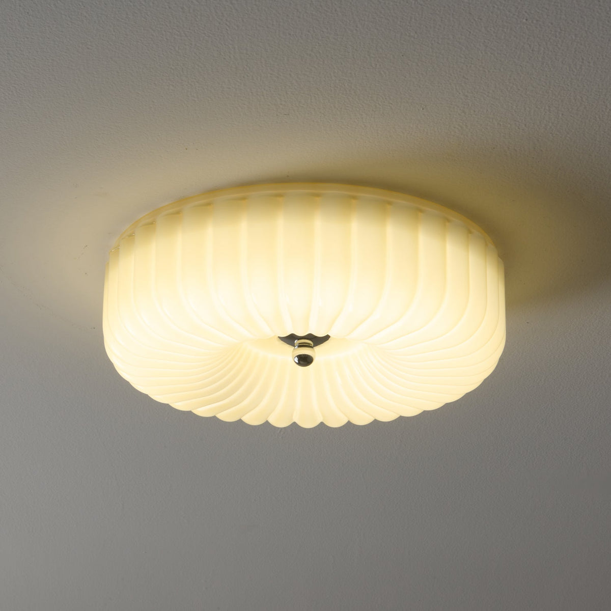 Vivid Ripple Ceiling Light – Modern Flush Mount LED Fixture