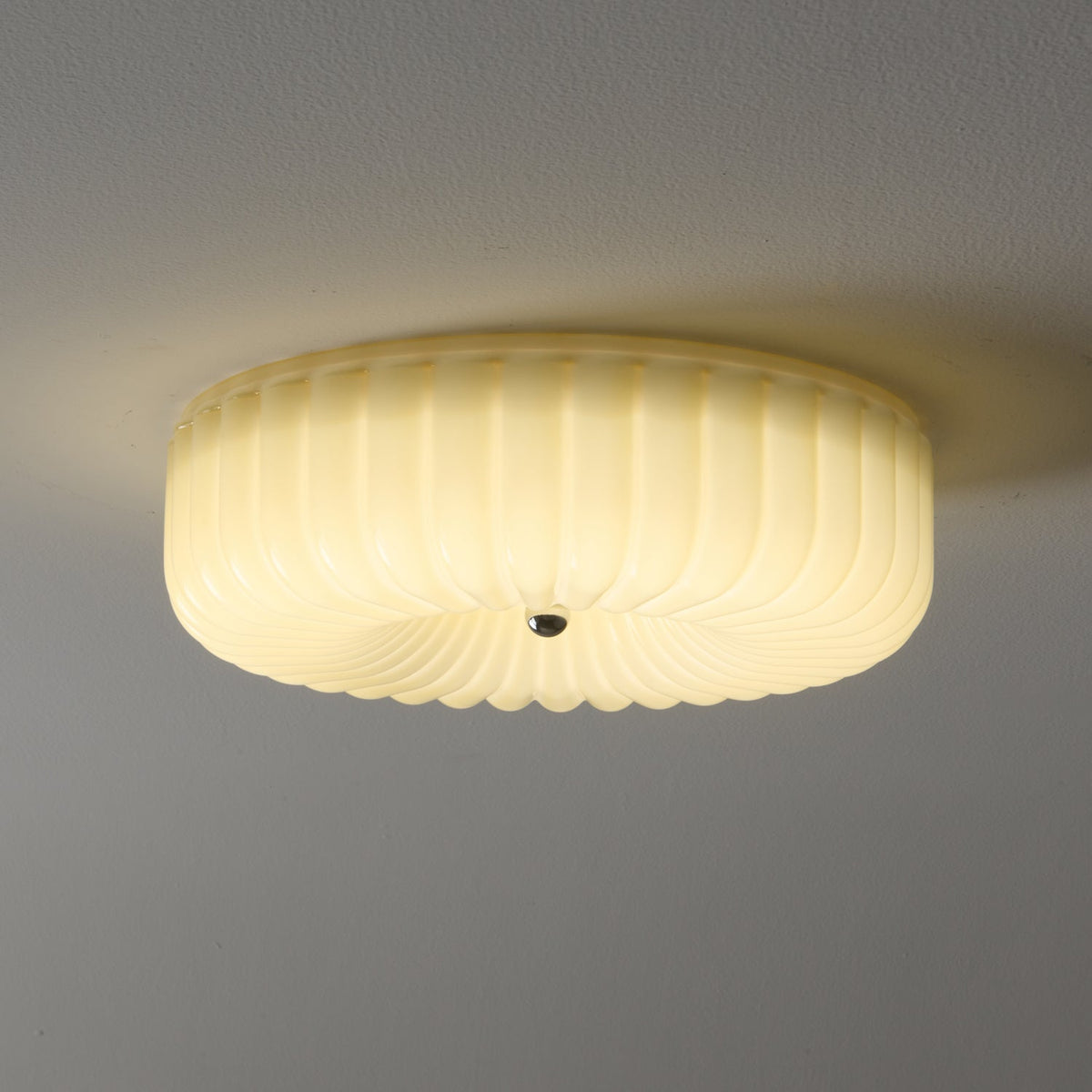 Vivid Ripple Ceiling Light – Modern Flush Mount LED Fixture
