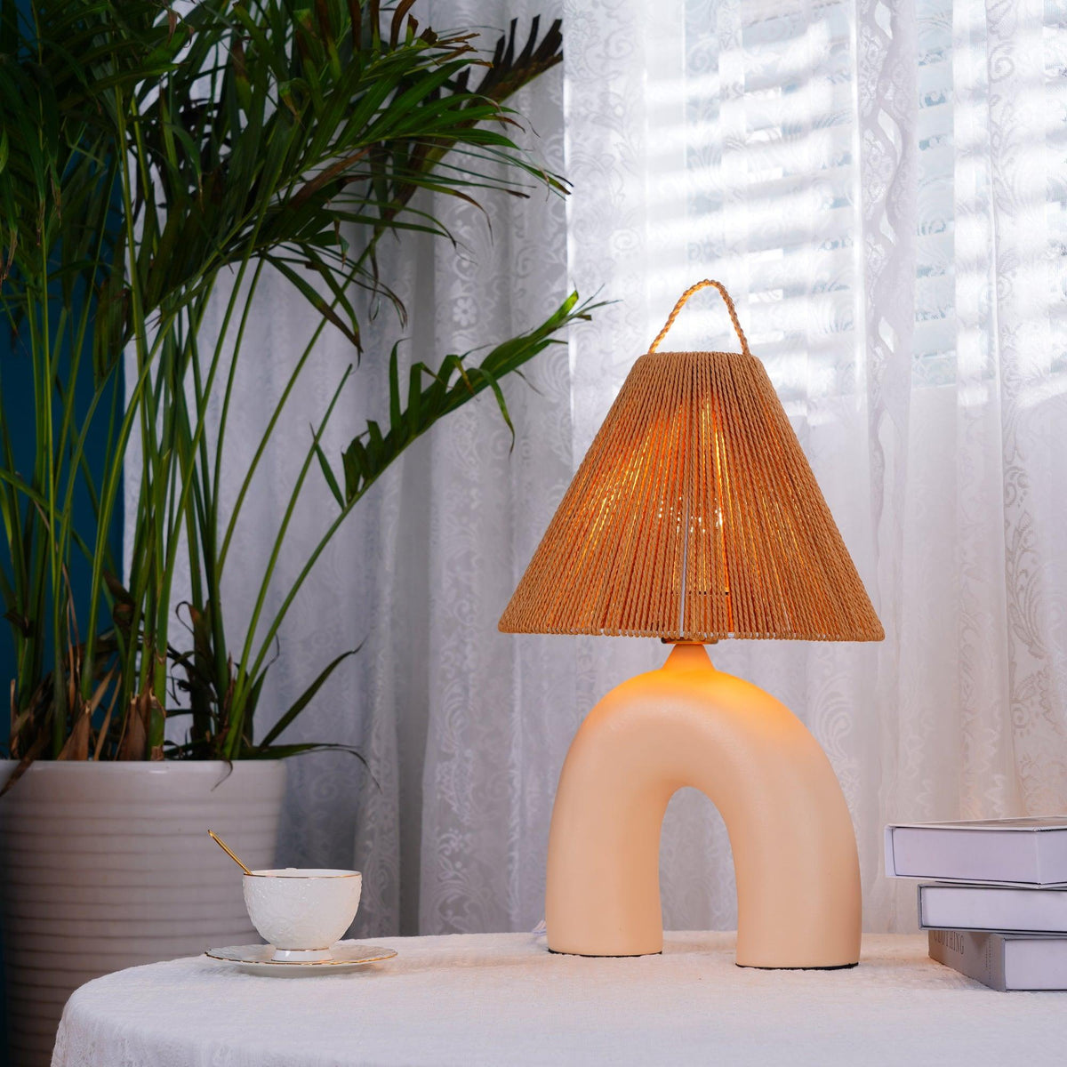 Arched_Table_Lamp