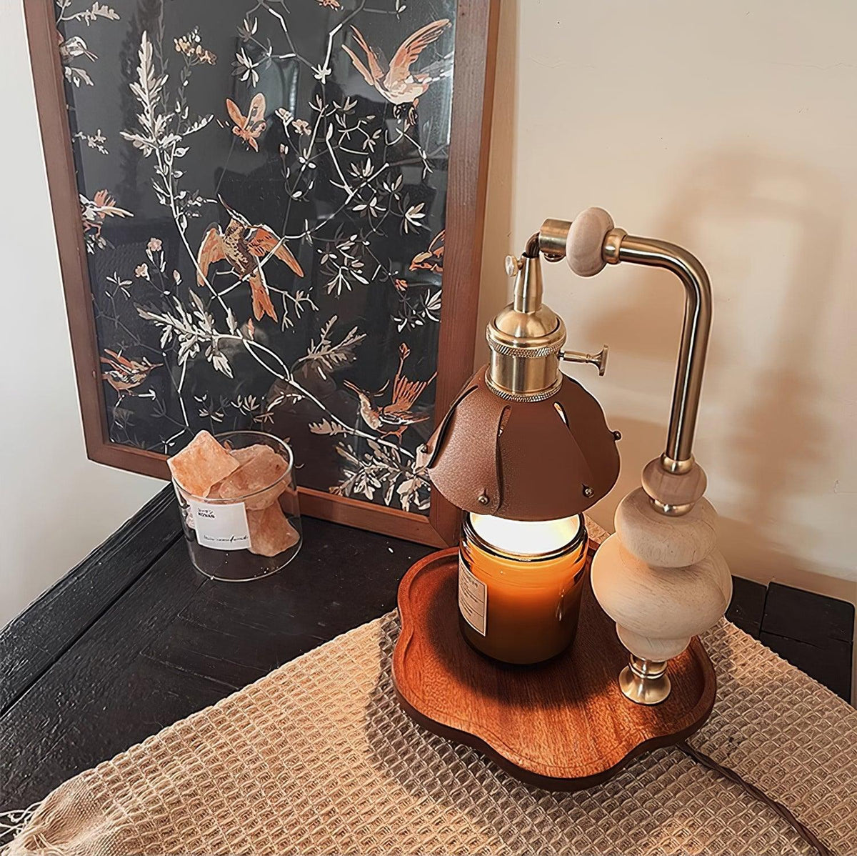 walnut-flower-tray-table-lamp