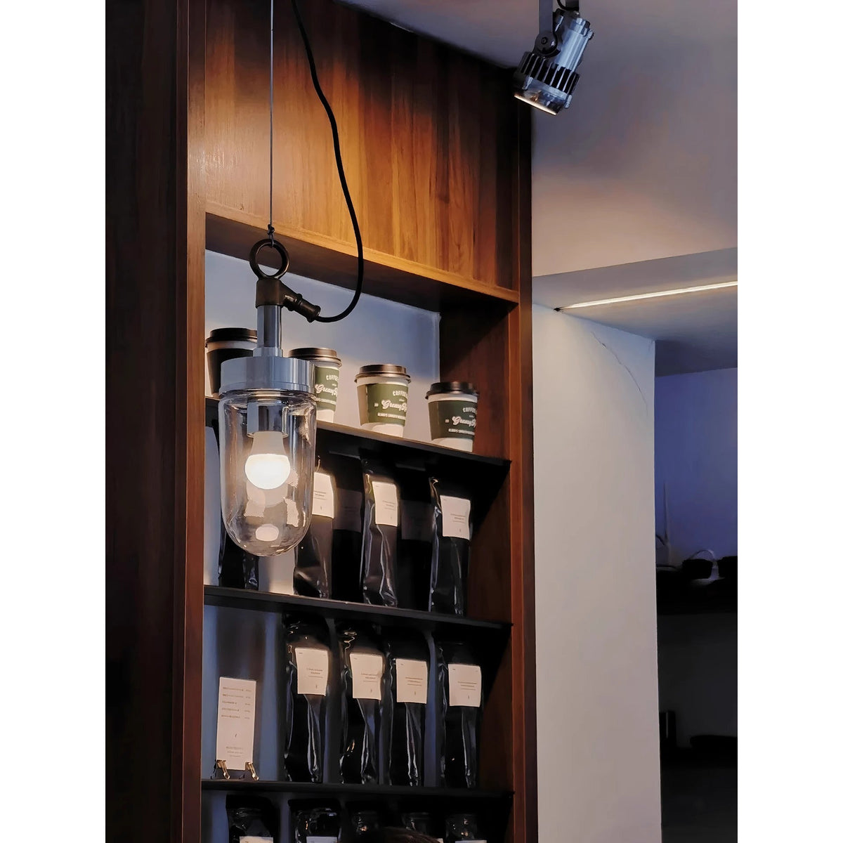 well-glass-pendant-lamp