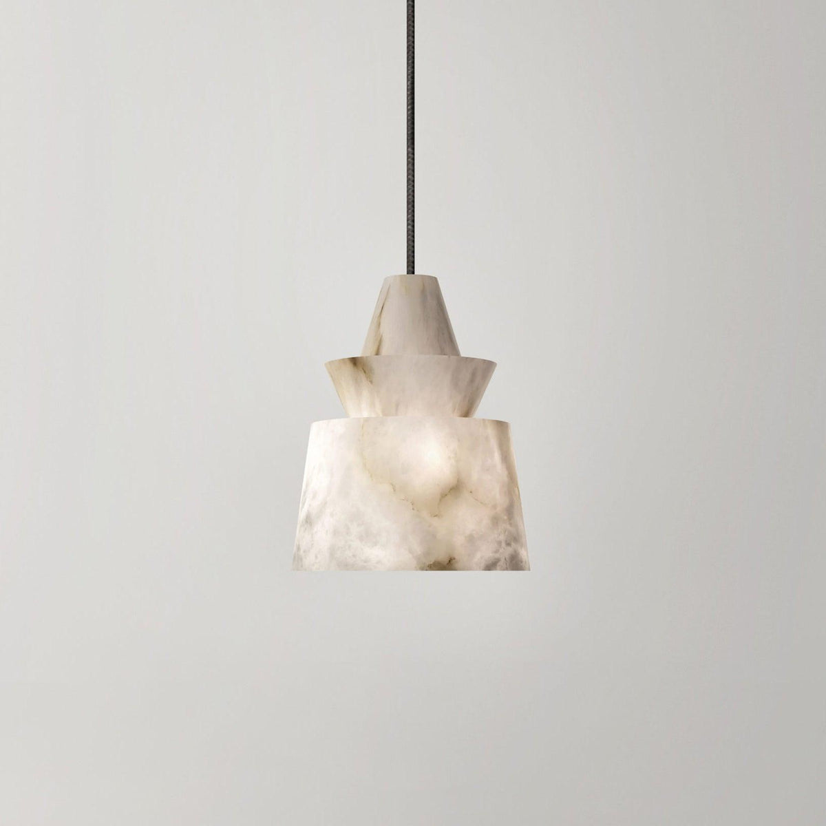 Strata Alabaster Pendant Light – Modern Sculptural Ceiling Lamp