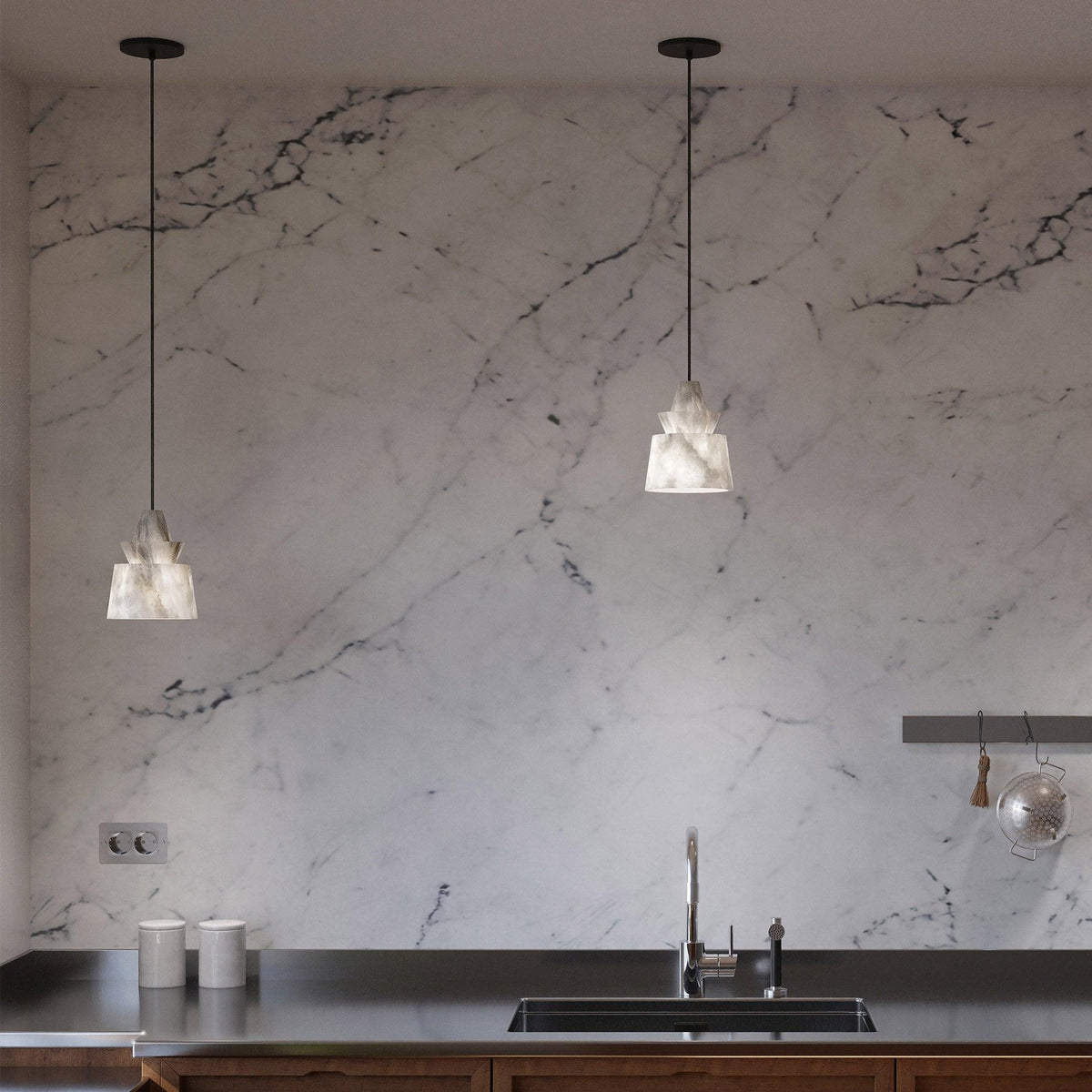 Strata Alabaster Pendant Light – Modern Sculptural Ceiling Lamp