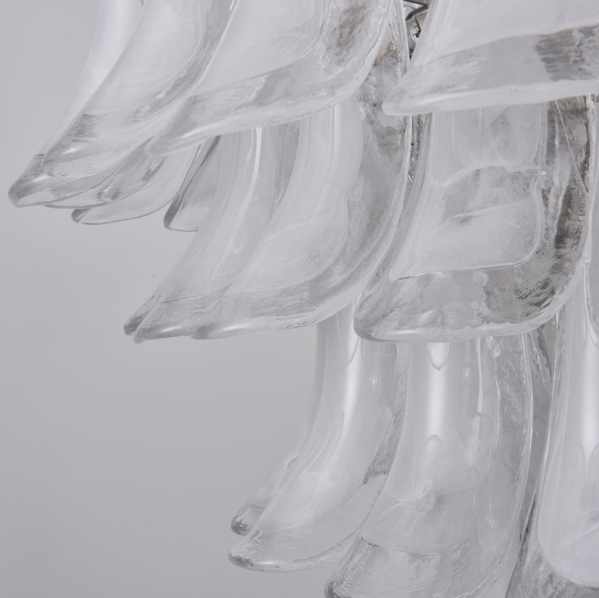 White Cloud Glass Petals Chandelier – Modern Venetian Style Lighting