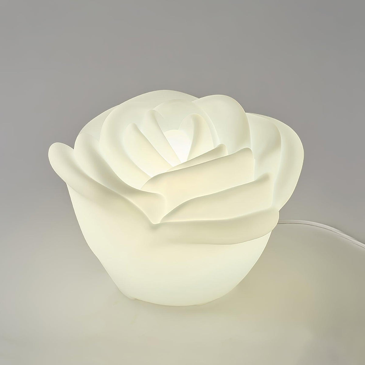 White Rose LED Table Lamp – Sculptural Petal Design for Modern Interiors