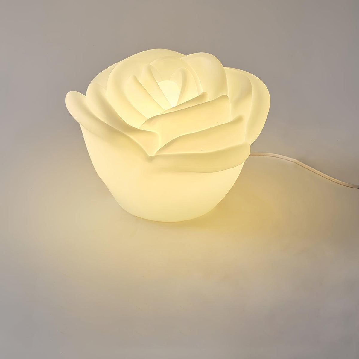 White Rose LED Table Lamp – Sculptural Petal Design for Modern Interiors