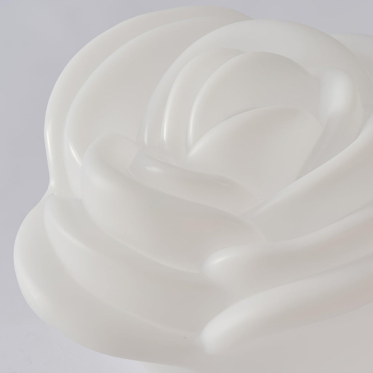 White Rose LED Table Lamp – Sculptural Petal Design for Modern Interiors