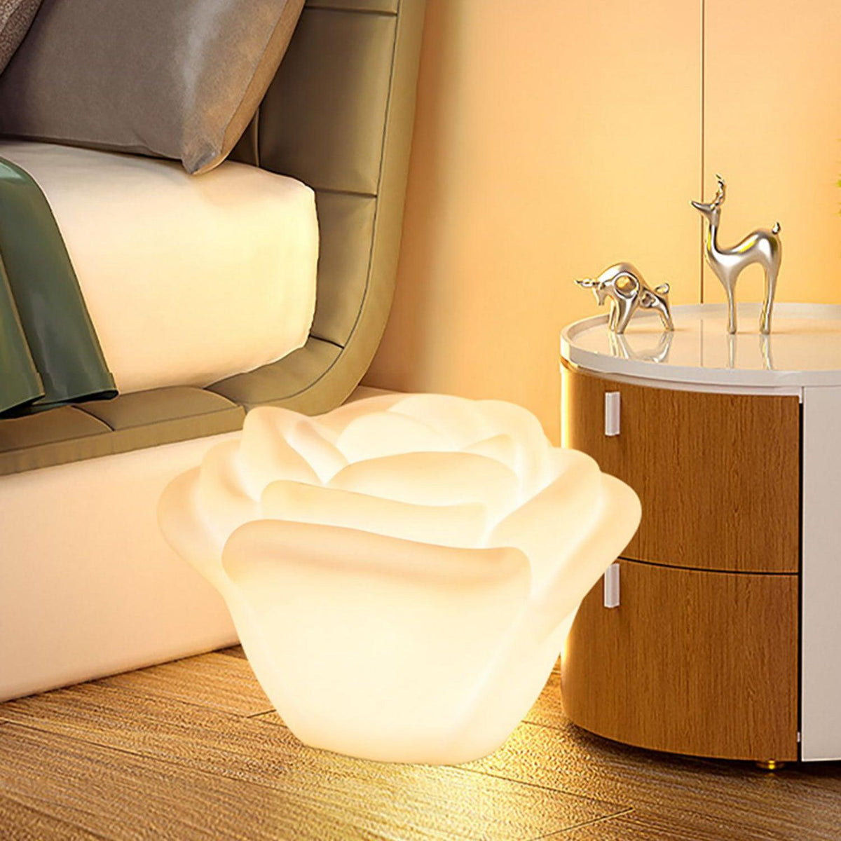 White Rose LED Table Lamp – Sculptural Petal Design for Modern Interiors
