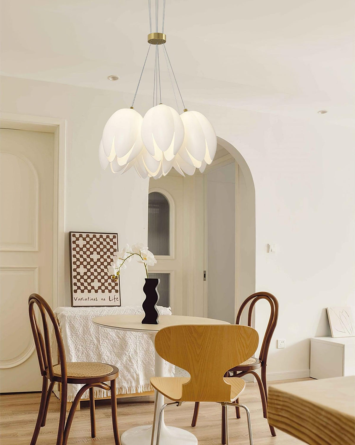 white-tulip-chandelier