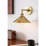 whizzer-wall-lamp
