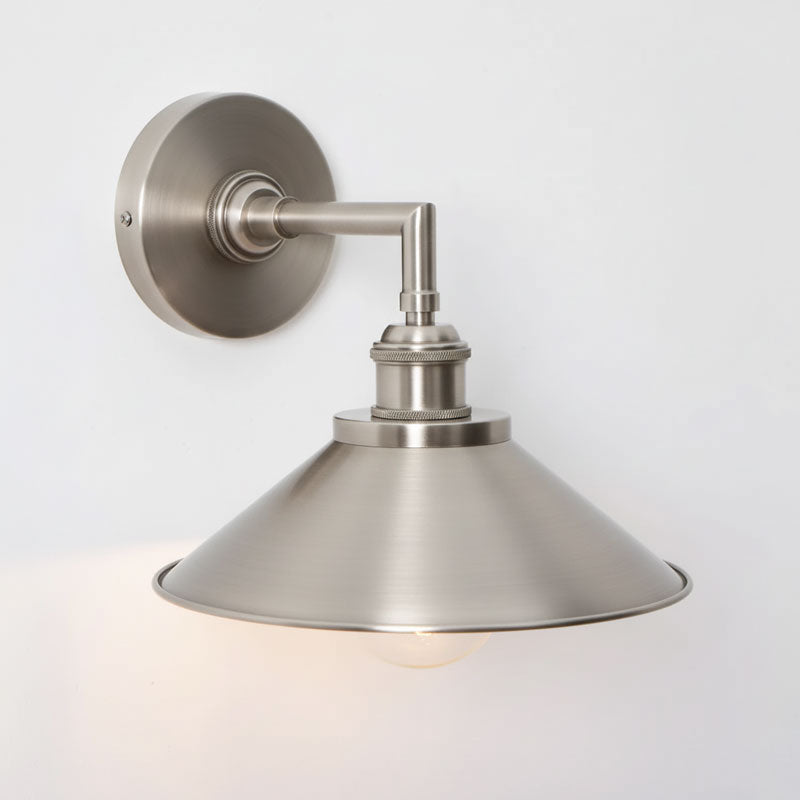 whizzer-wall-lamp