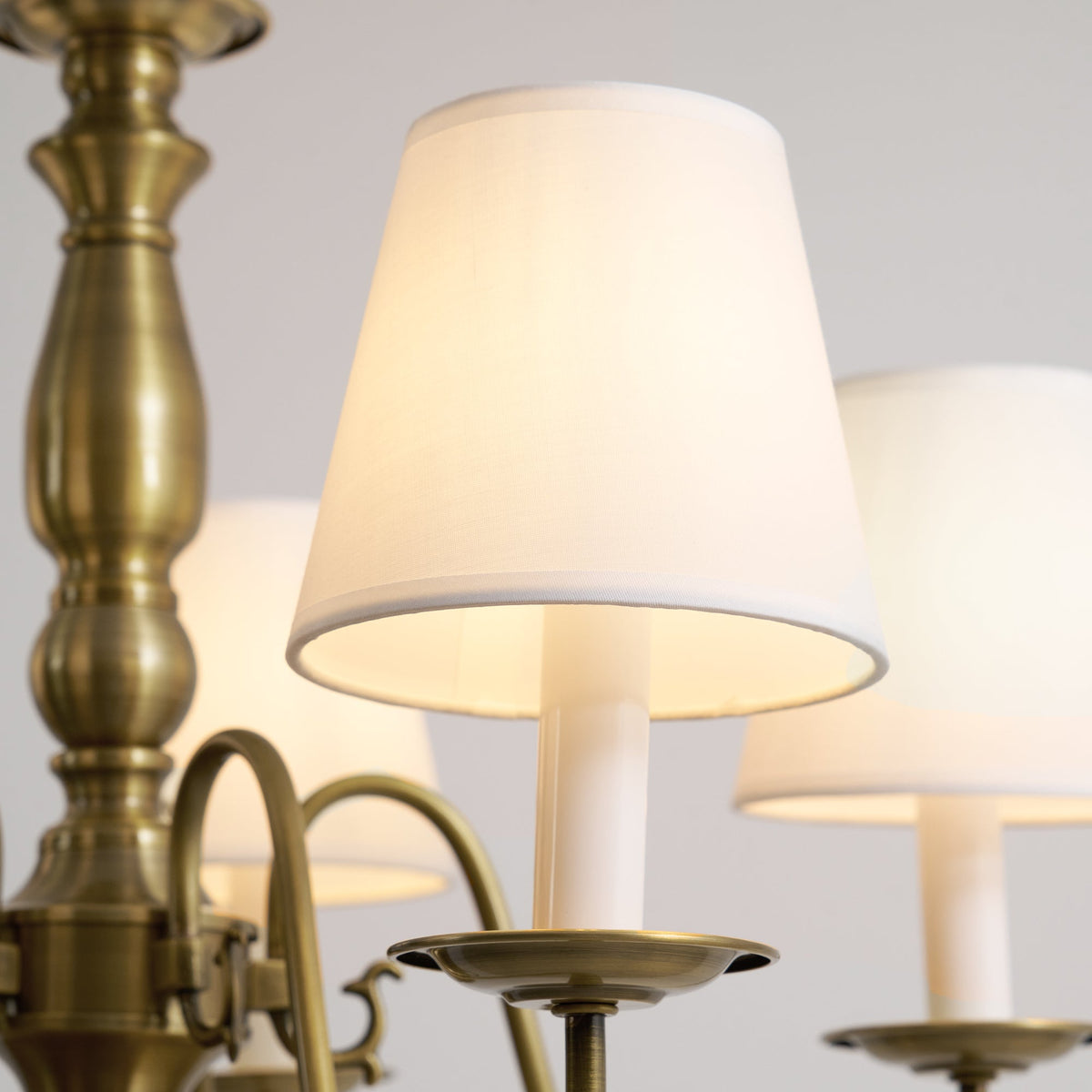 williamsburg-chandelier