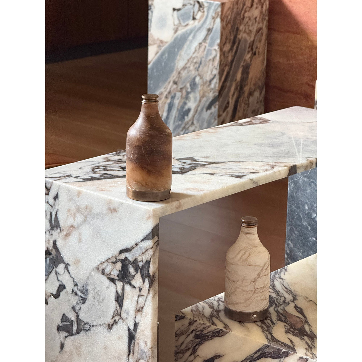 wine-bottle-alabaster-table-lamp