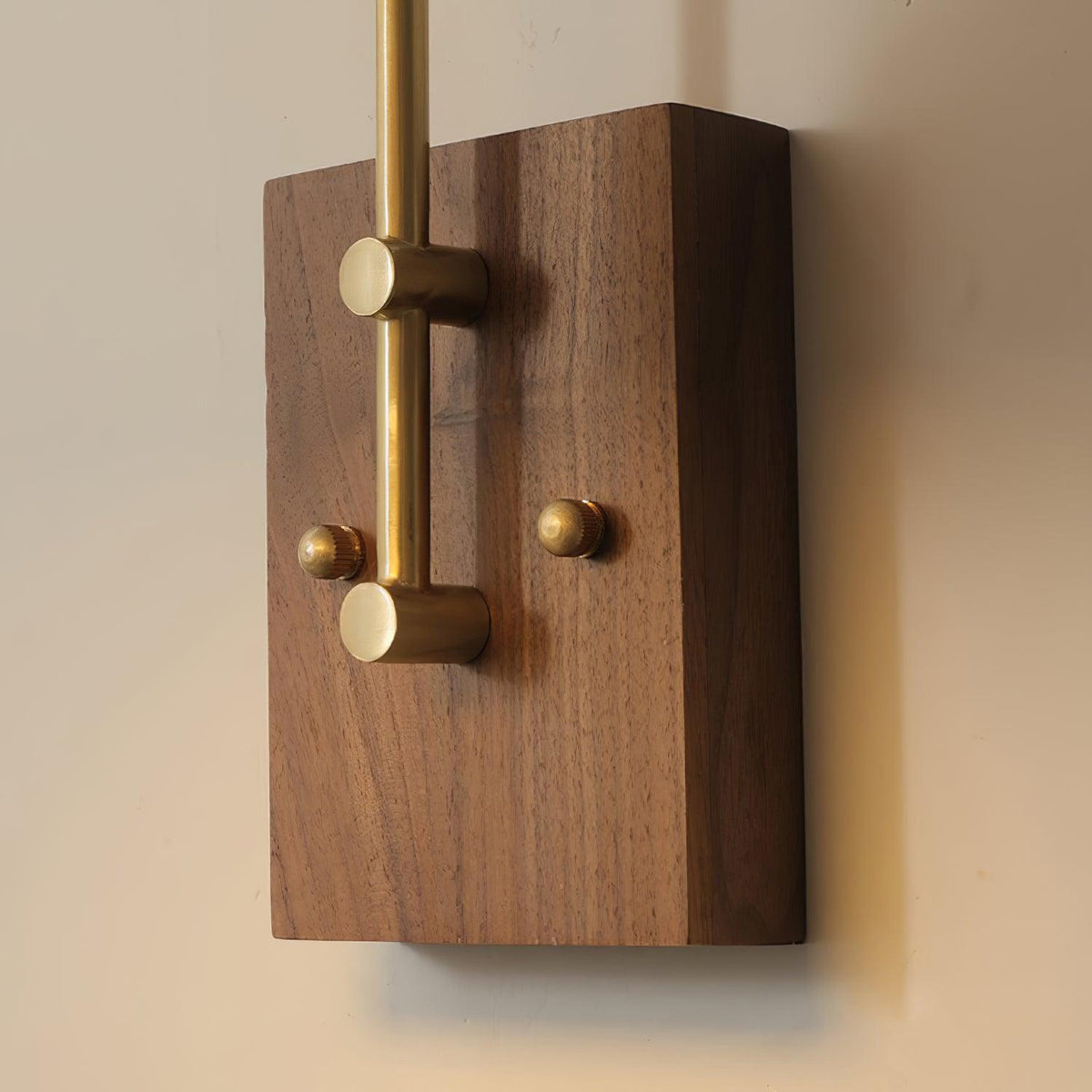 wood-ceramic-century-sconce