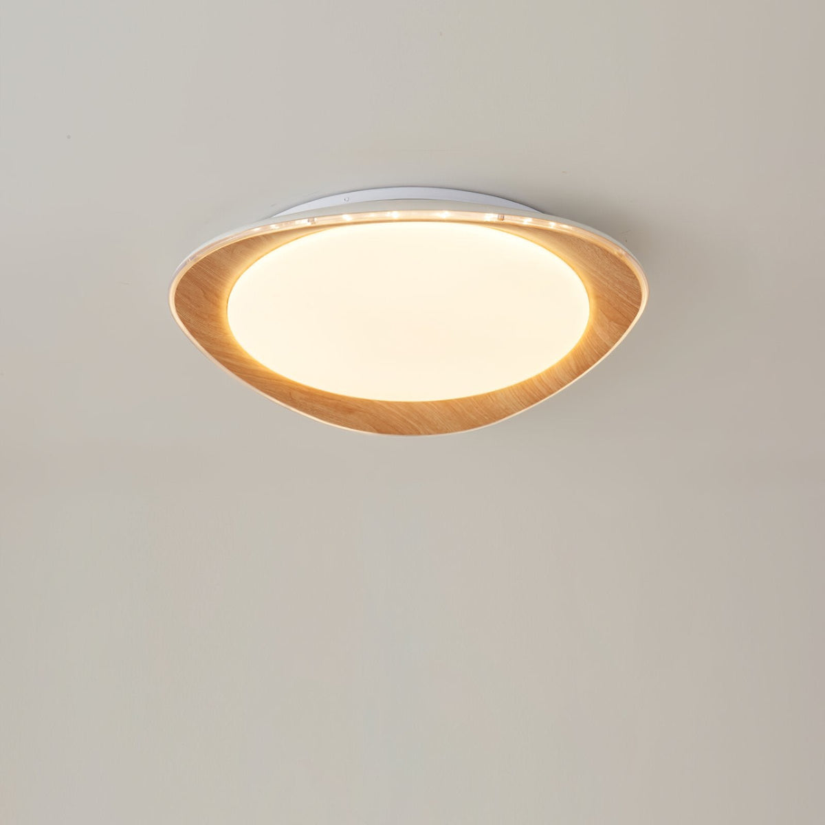 Wood Grain Flying Cake Ceiling Lamp