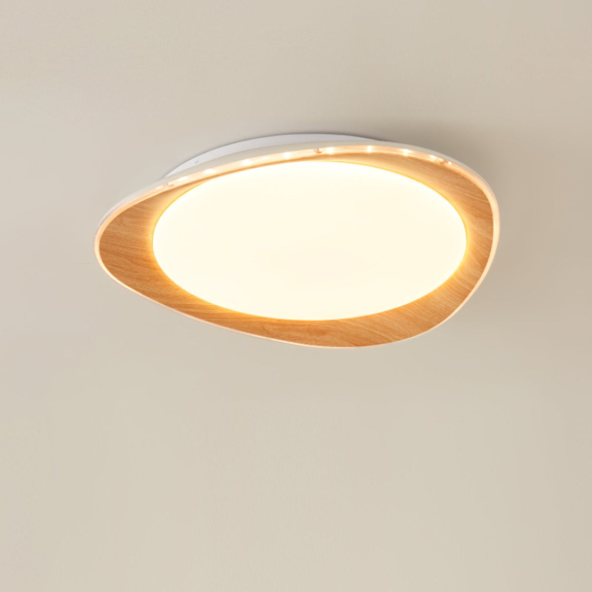 Wood Grain Flying Cake Ceiling Lamp