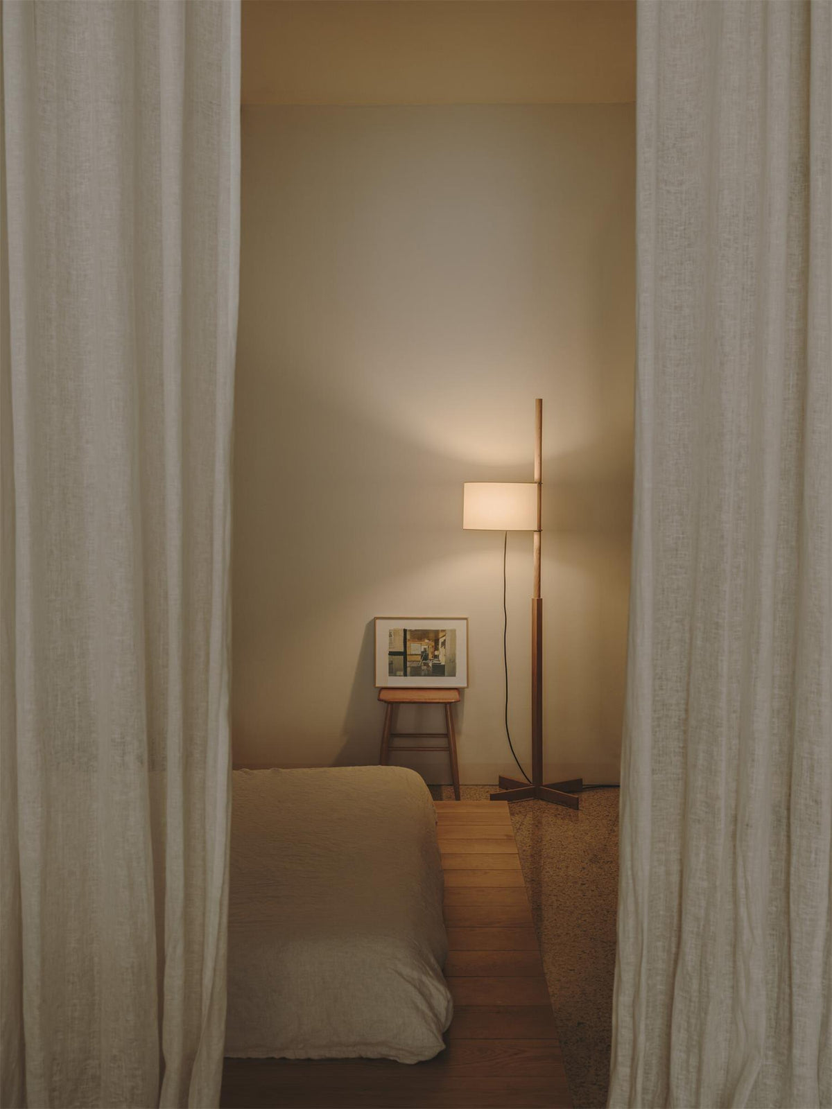wood-tmm-floor-lamp