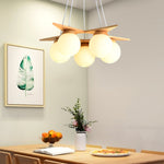 wooden-star-with-glass-chandelier