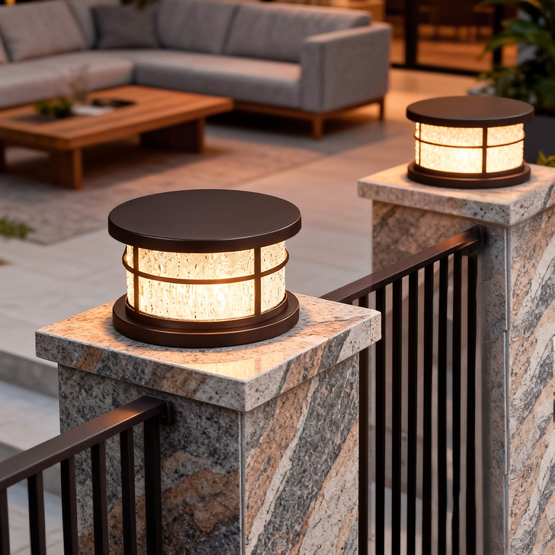 Modern Outdoor Pillar Light with Die-Cast Aluminum Frame