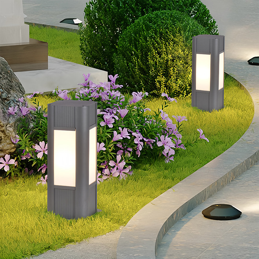Industrial Square Path Light – Black Die-Cast Aluminum Bollard for Garden Walkways