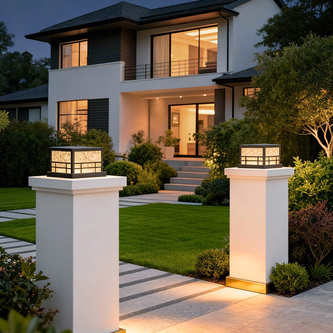 Modern Outdoor Pillar Lamp for Courtyard and Fence Lighting