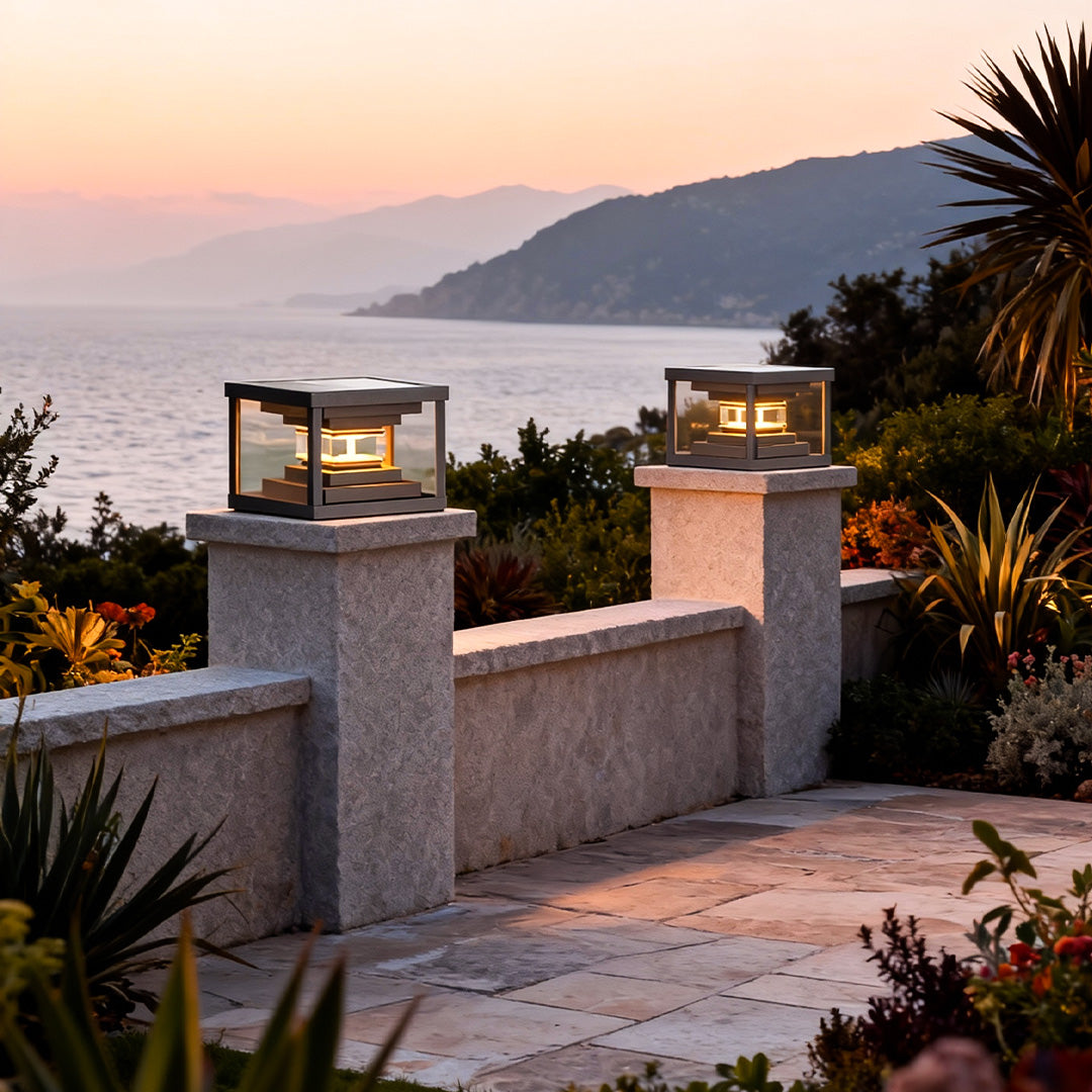 Modern Stainless Steel Gate Pillar Lights for Outdoor Courtyard