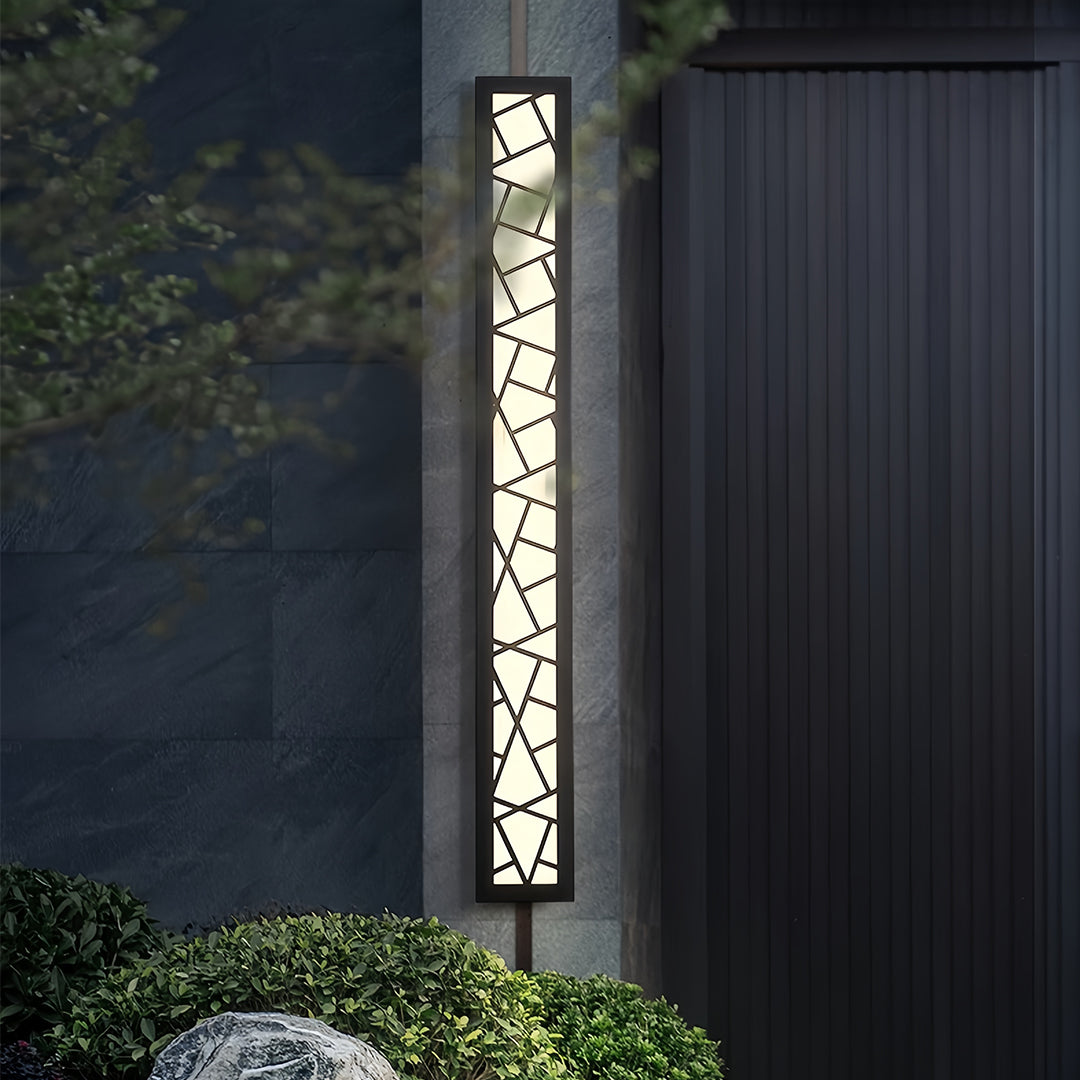 Linear Outdoor Wall Light in Black with Integrated LED, Weatherproof Minimalist Design