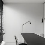 Black and Gold LED Floor Lamp – Minimalist Reading Light for Modern Interiors