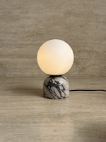 yannick-marble-table-lamp