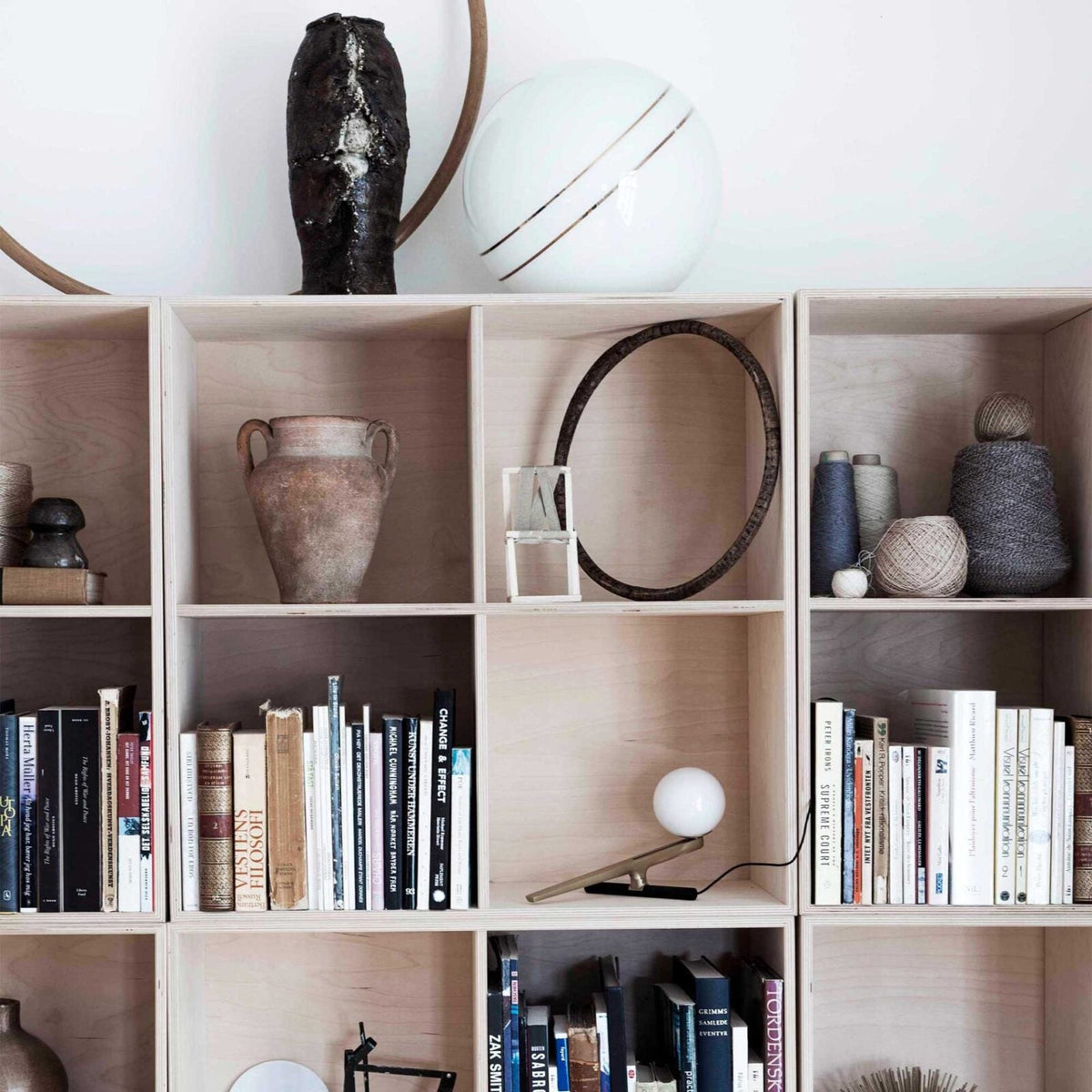 Yanzi Table lamp