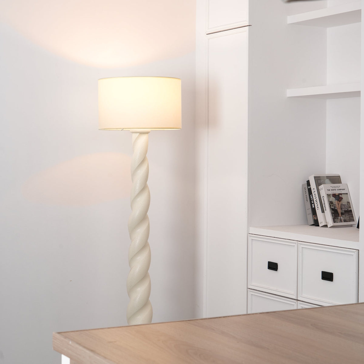 yisi-north-tower-floor-lamp